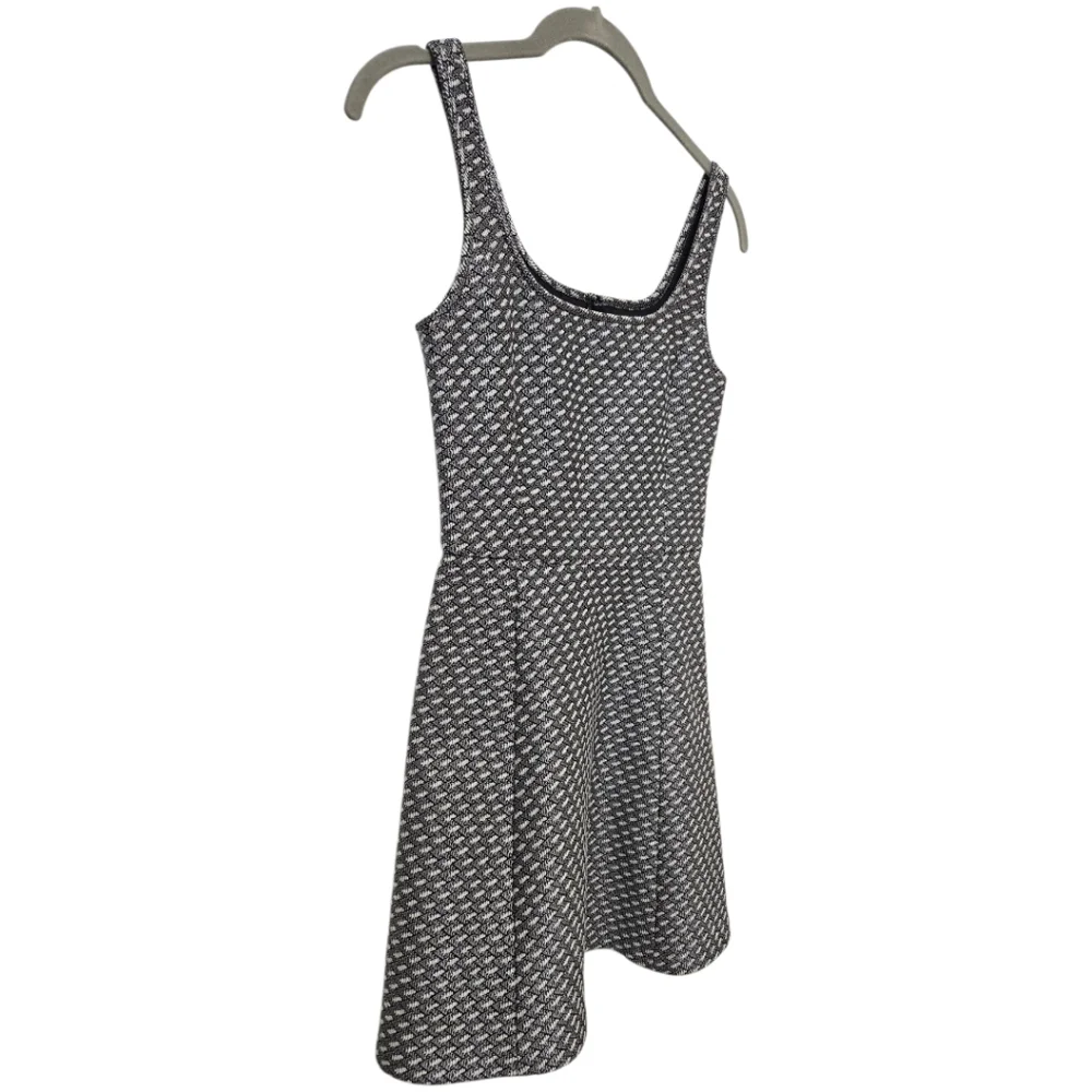 Theory Trekana Circuit Knit Fit And Flare Sleeveless Gray Mini Dress Size 0 EUC
